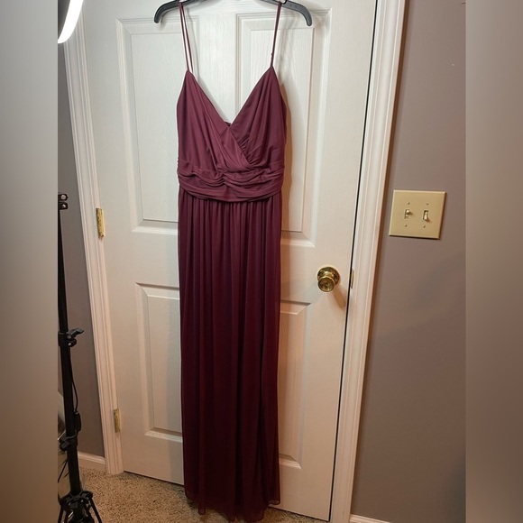 David’s Bridal Long V-Neck Maroon Dress with Leg Slit - Picture 8 of 12